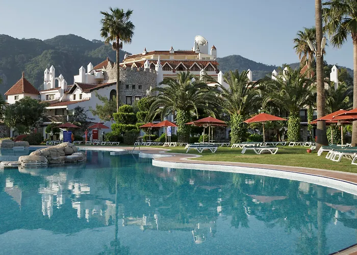 Marti Resort Deluxe Hotel