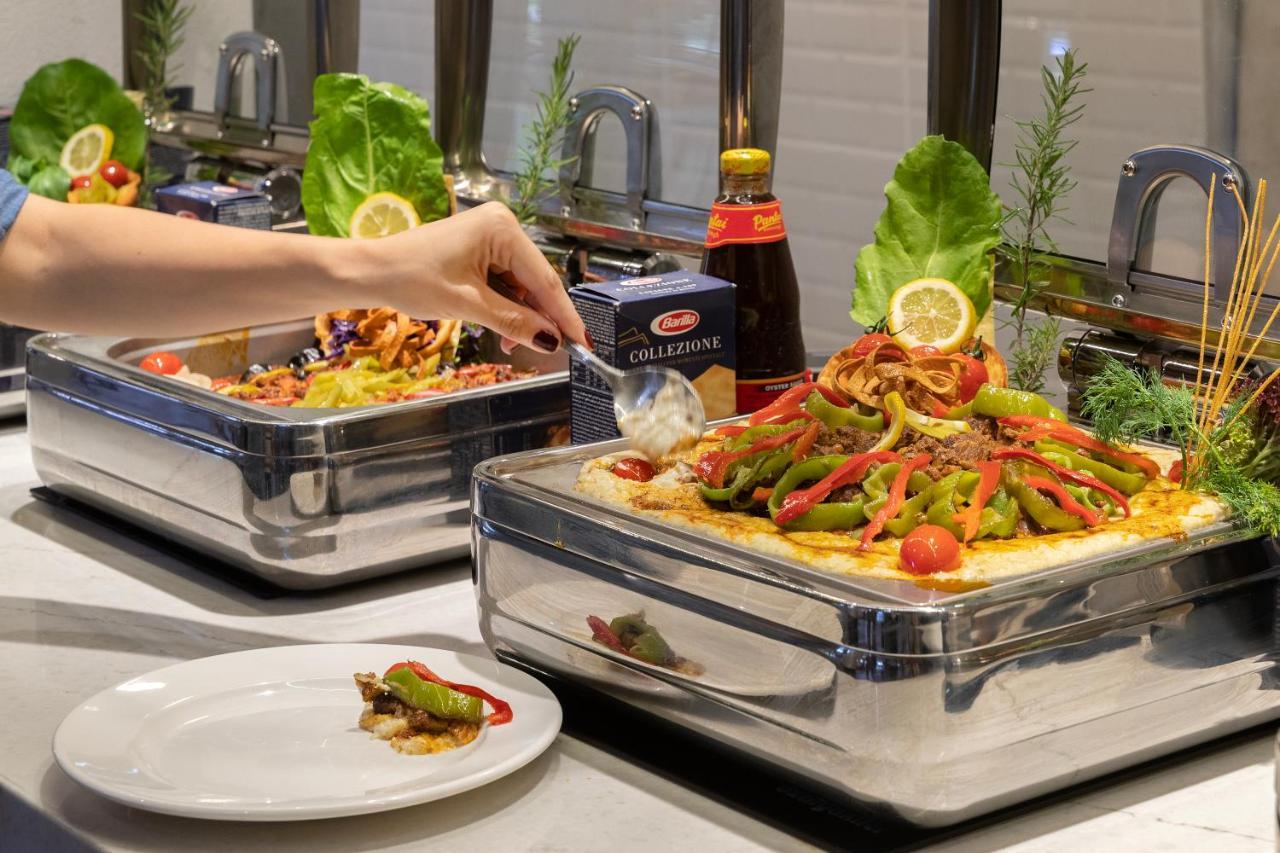 Курортний комплекс Marti Deluxe